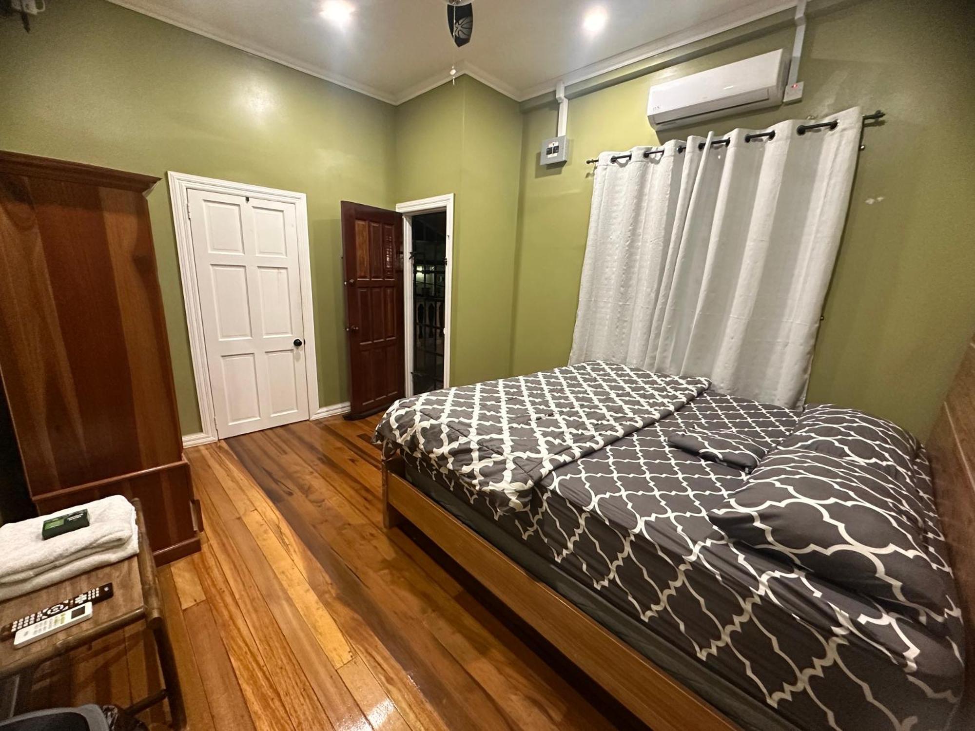 Hollywood Guesthouse Georgetown Luaran gambar